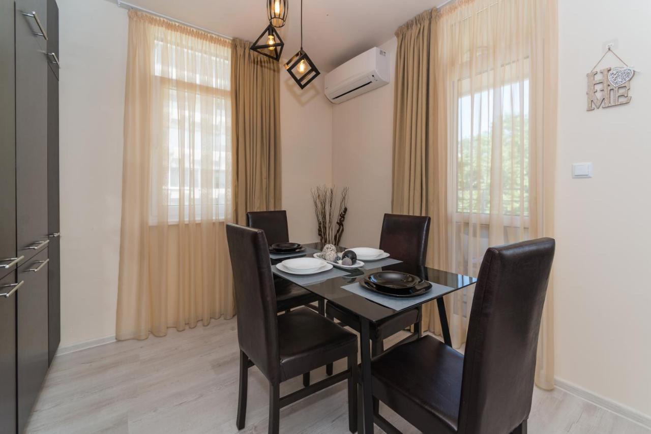 Alma Apartment - Stylish 1Bd Flat With Balcony By Flat Mаnager Plovdiv Kültér fotó