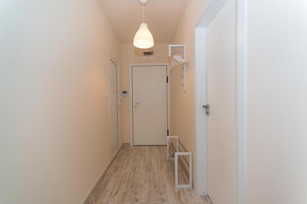 Alma Apartment - Stylish 1Bd Flat With Balcony By Flat Mаnager Plovdiv Kültér fotó